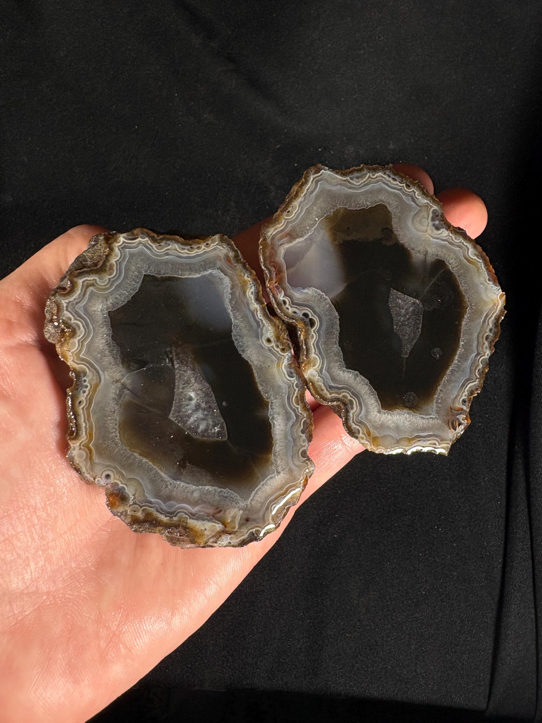 Raw Cubuk Agate Geode Pair – Turkish agate